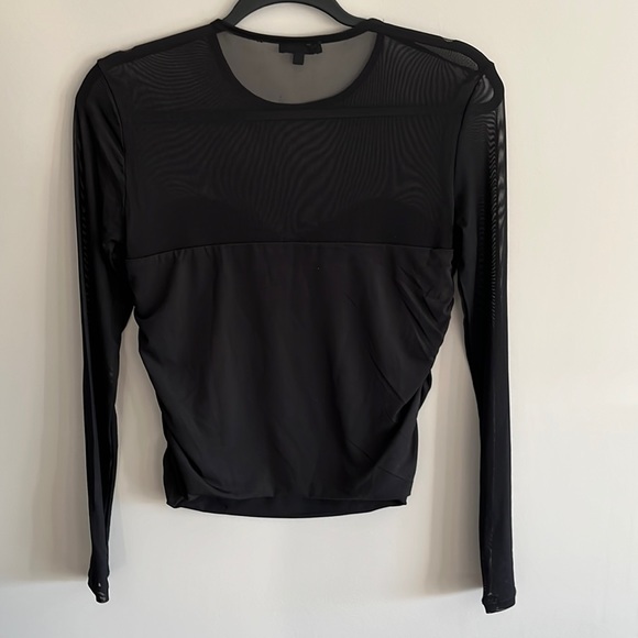 Sheer dynamite long sleeve top - Picture 3 of 3